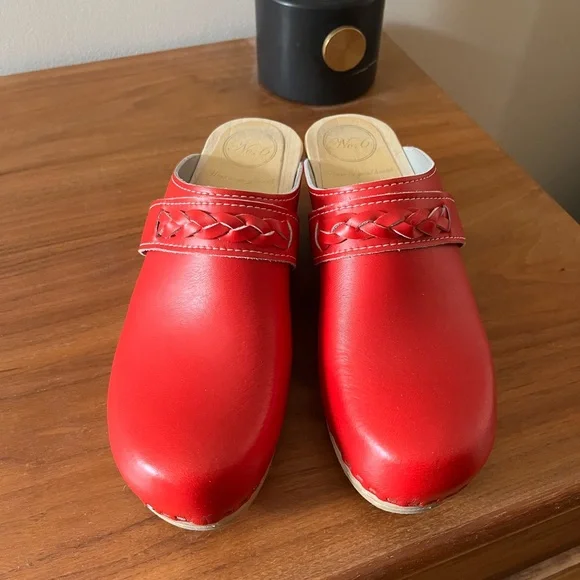 No.6 Bridget clogs in red Sz 39 mid wedge Bryr - Picture 2 of 6